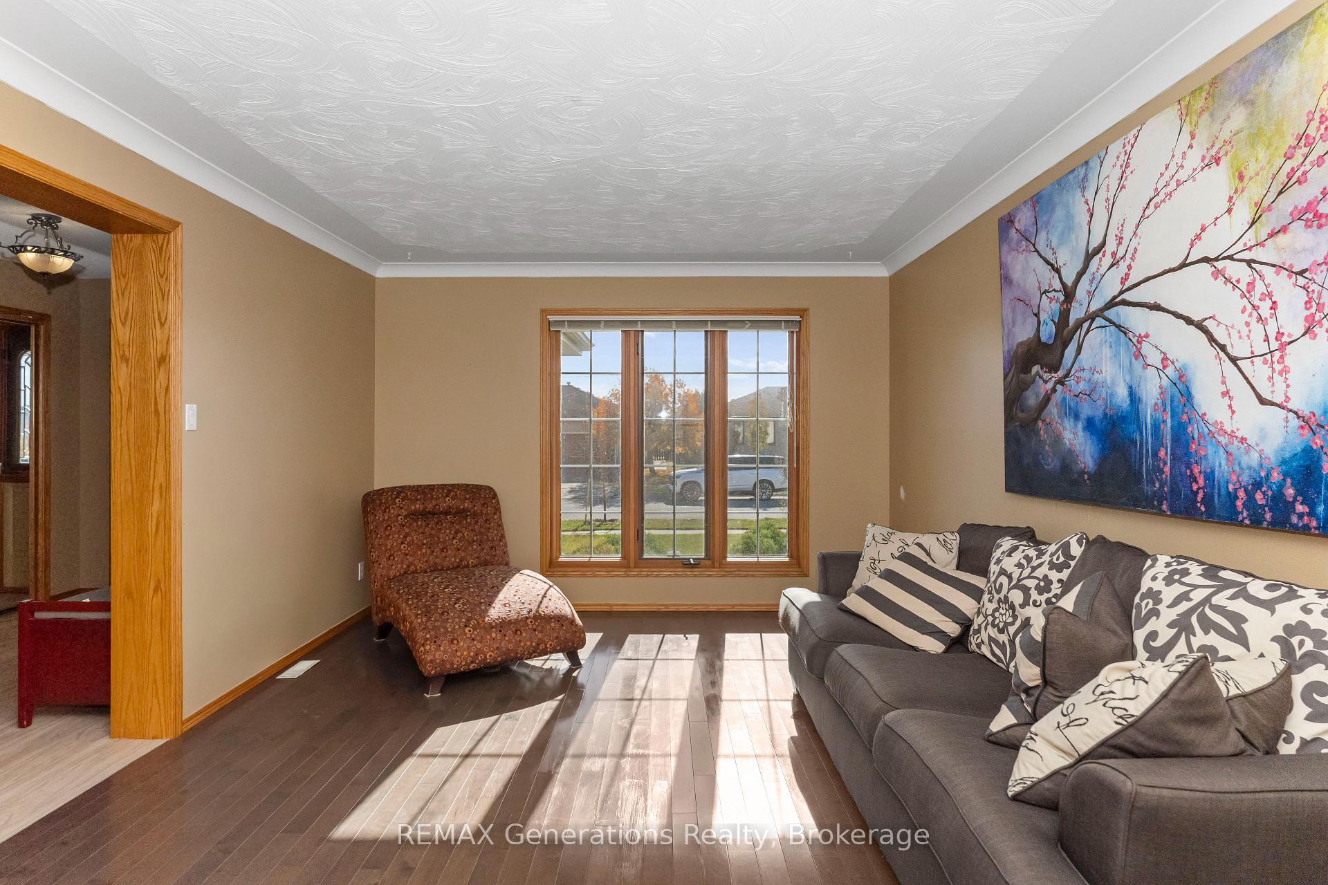 Photo 6 of 312 Wade Crescent, Thunder Bay, River Terrace — HOMEH