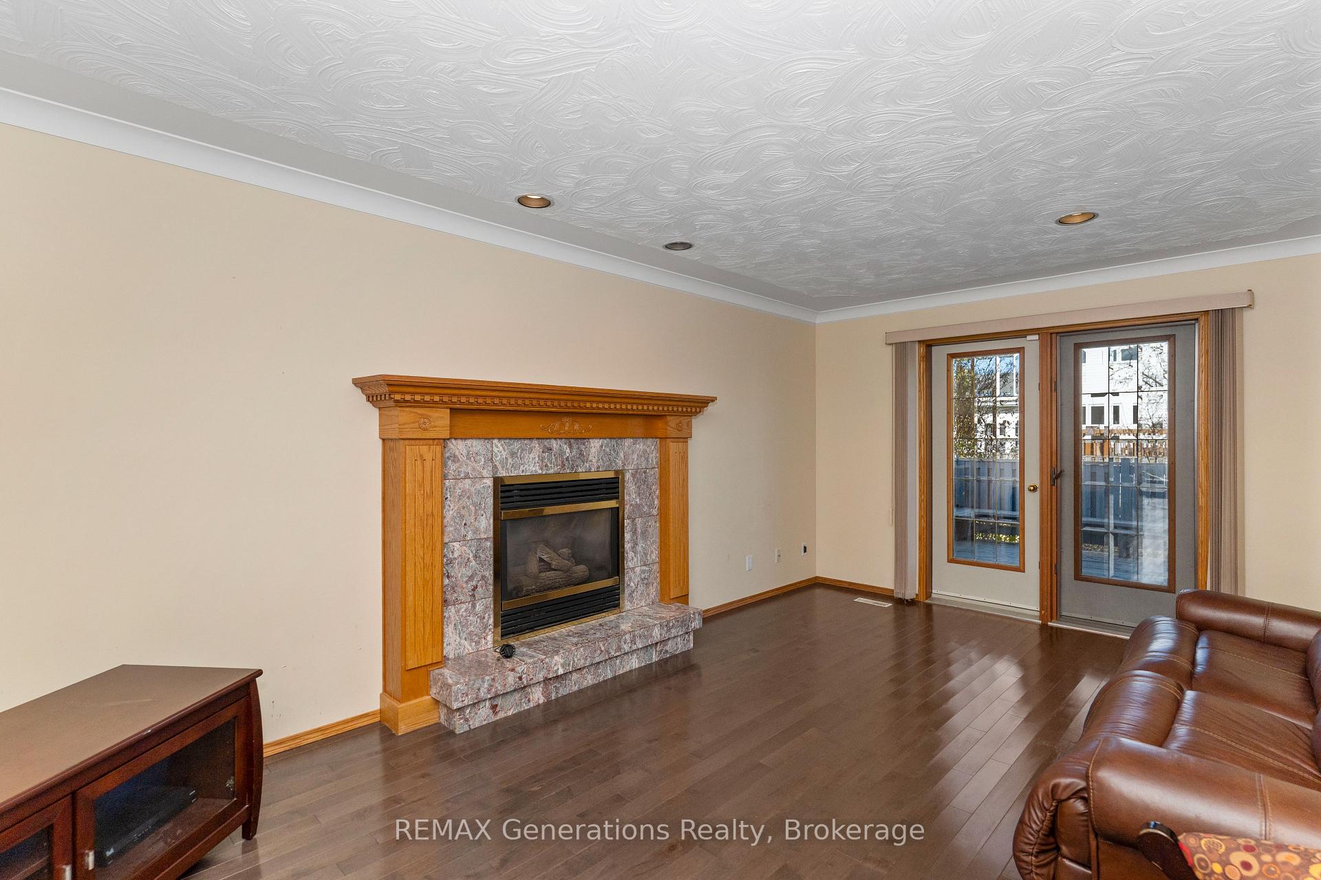 Photo 9 of 312 Wade Crescent, Thunder Bay, River Terrace — HOMEH