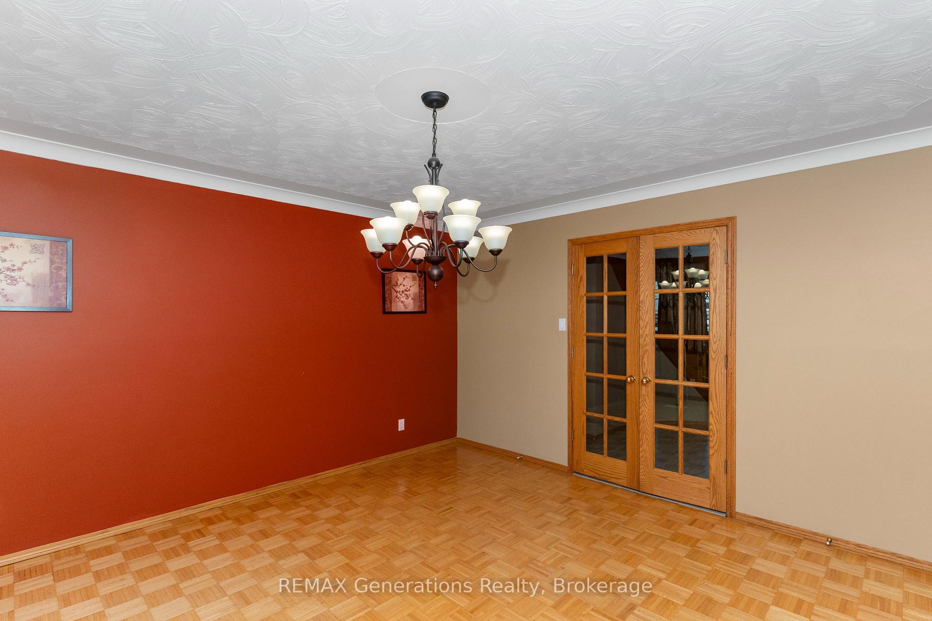 Photo 15 of 312 Wade Crescent, Thunder Bay, River Terrace — HOMEH