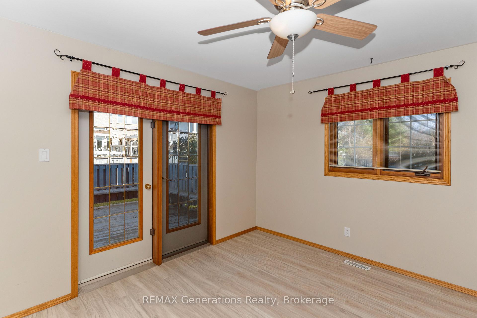 Photo 21 of 312 Wade Crescent, Thunder Bay, River Terrace — HOMEH