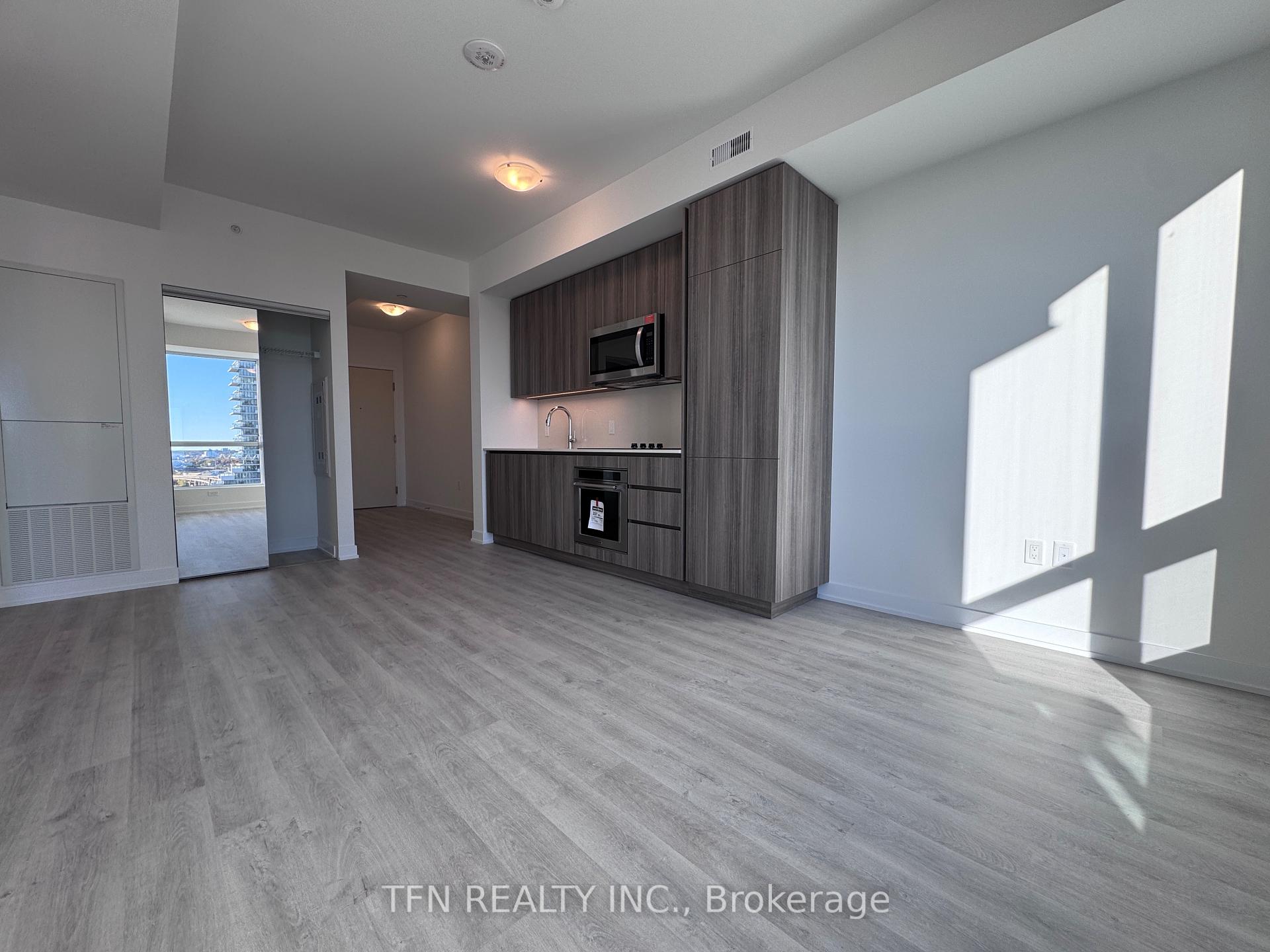Photo of Unit 1712, 15 Richardson Street