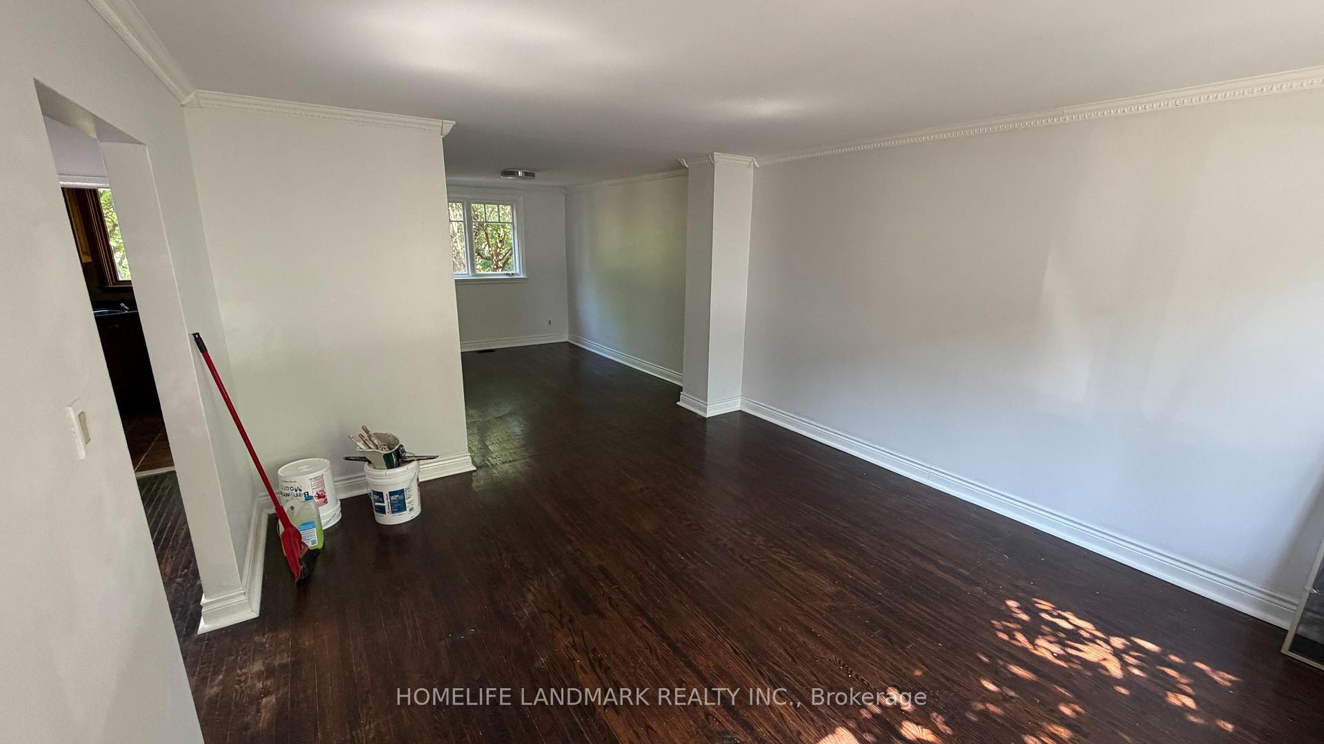 Photo 7 of 702 Sheppard Ave E, North York, Bayview Village — HOMEH