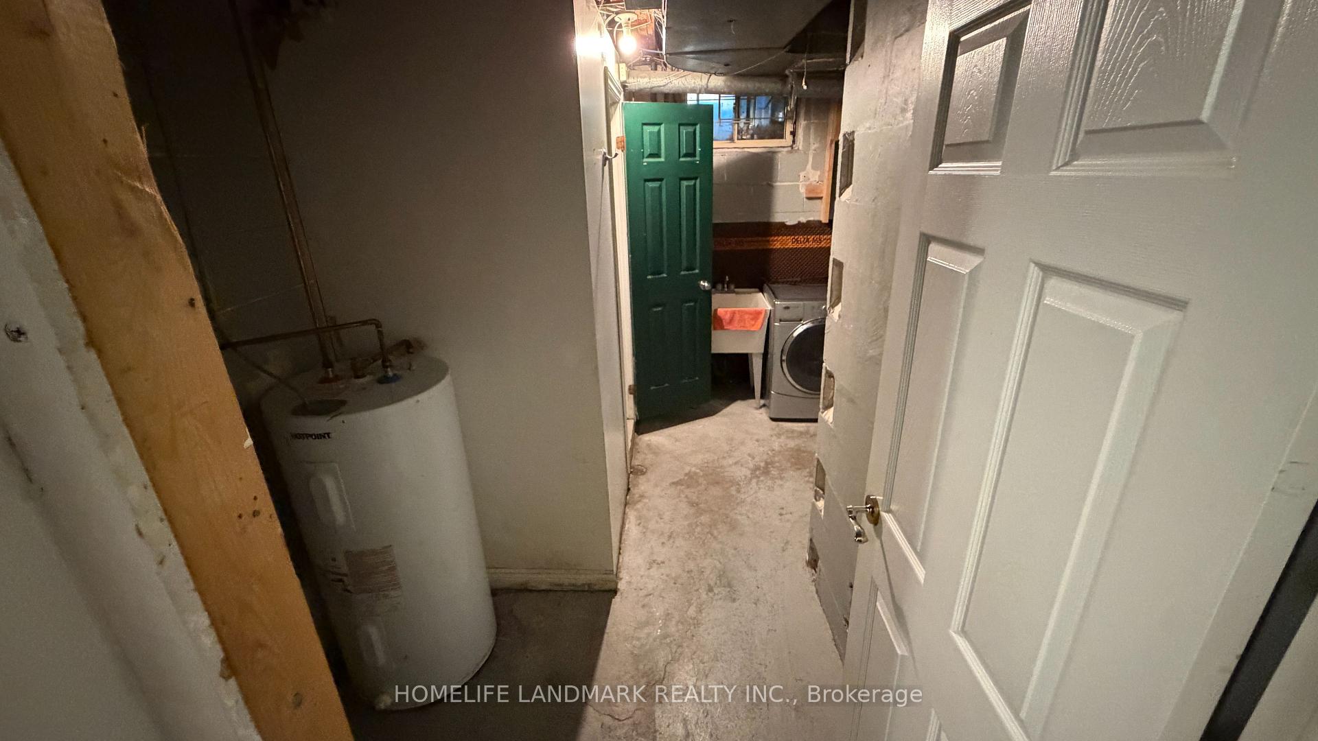Photo 37 of 702 Sheppard Ave E, North York, Bayview Village — HOMEH