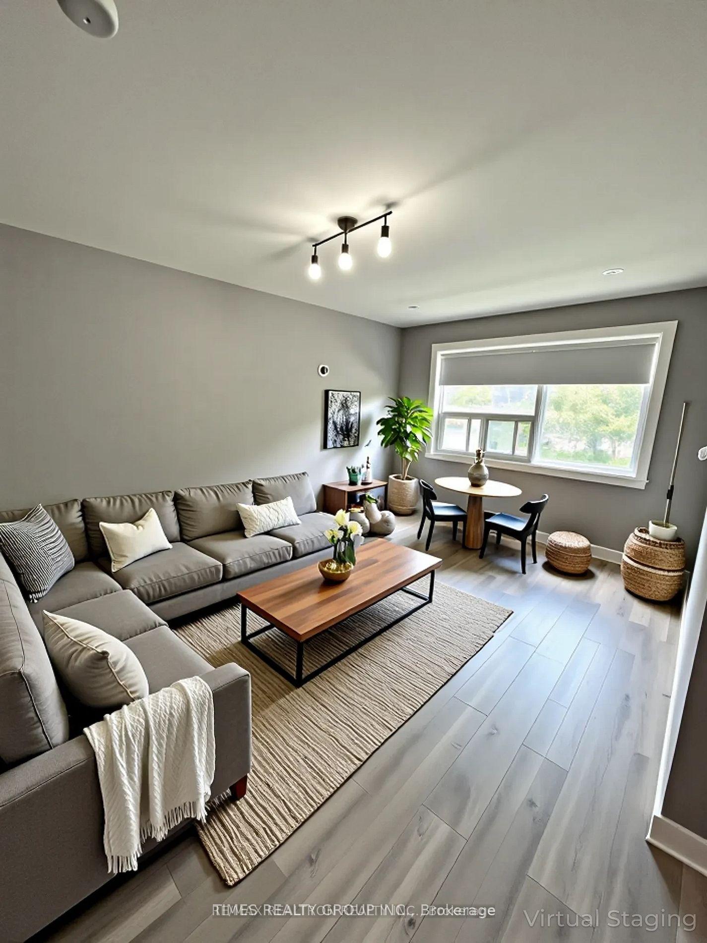 Photo 2 of Unit 106, 1566 Avenue Road, Toronto, Bedford Park-Nortown — HOMEH