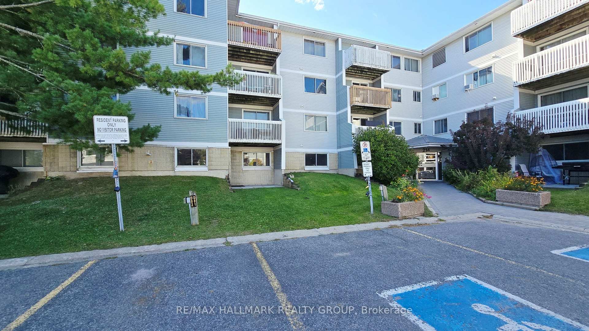 Photo of Unit 101, 214 Viewmount Drive