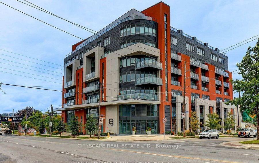 Front of Unit 702, 2433 Dufferin Street