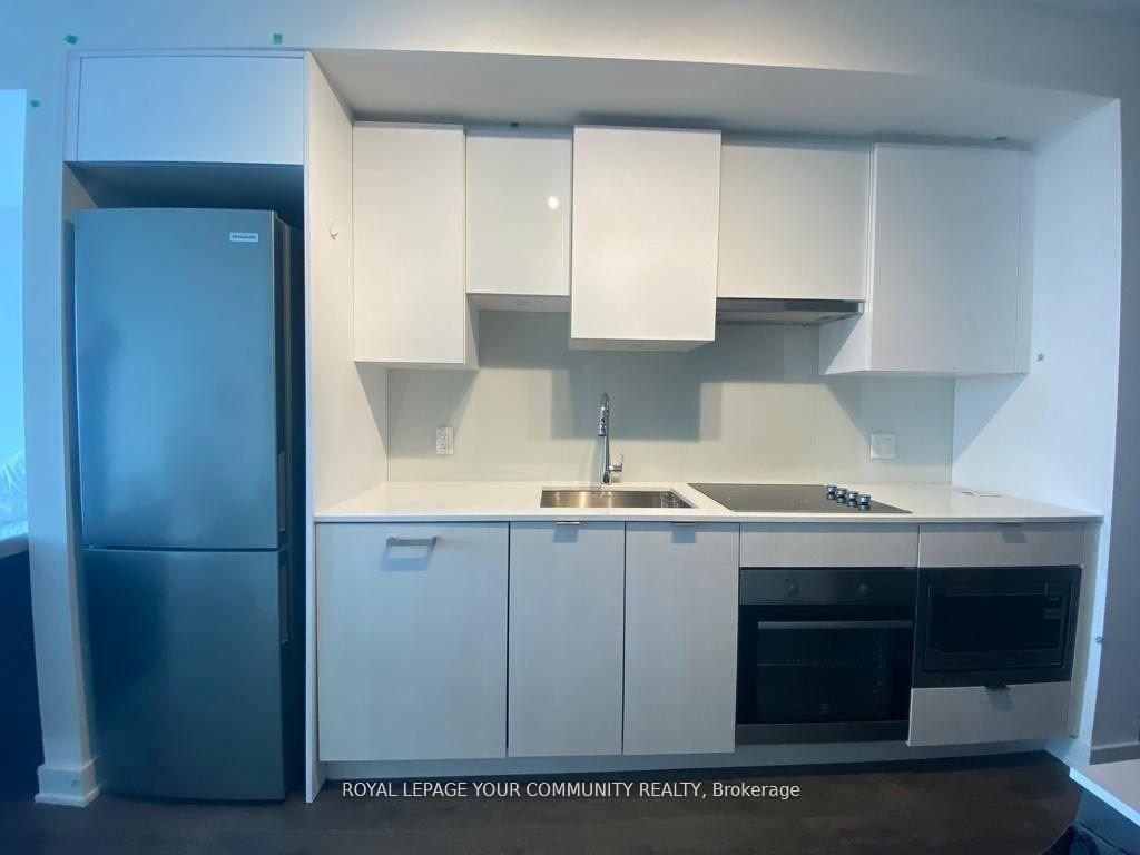 Photo of Unit 3507, 195 Redpath Avenue