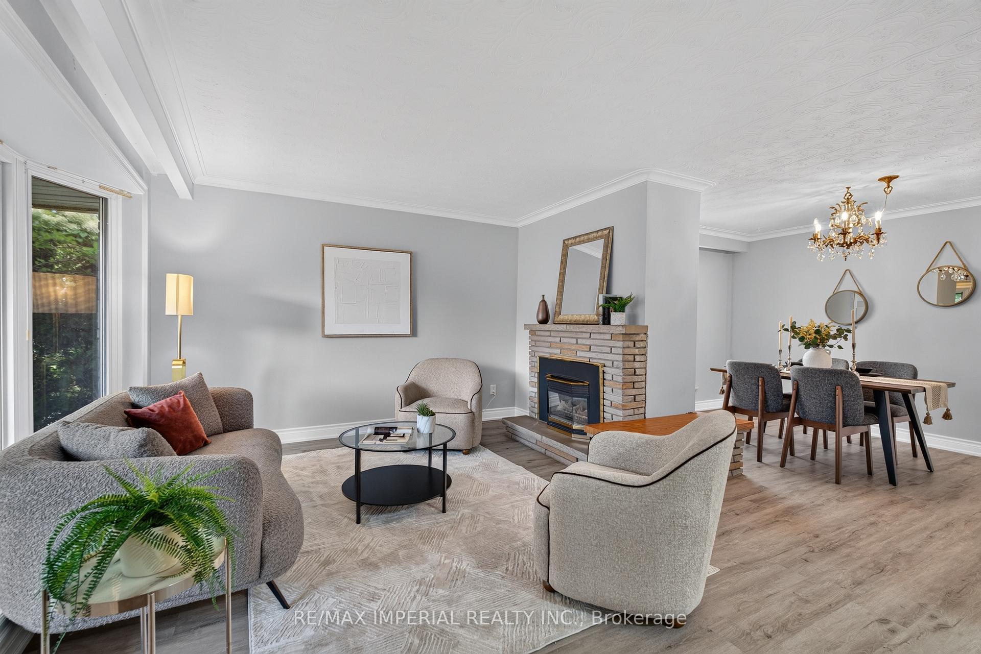 Photo 6 of 3 Minstrel Drive, Etobicoke, Stonegate-Queensway — HOMEH