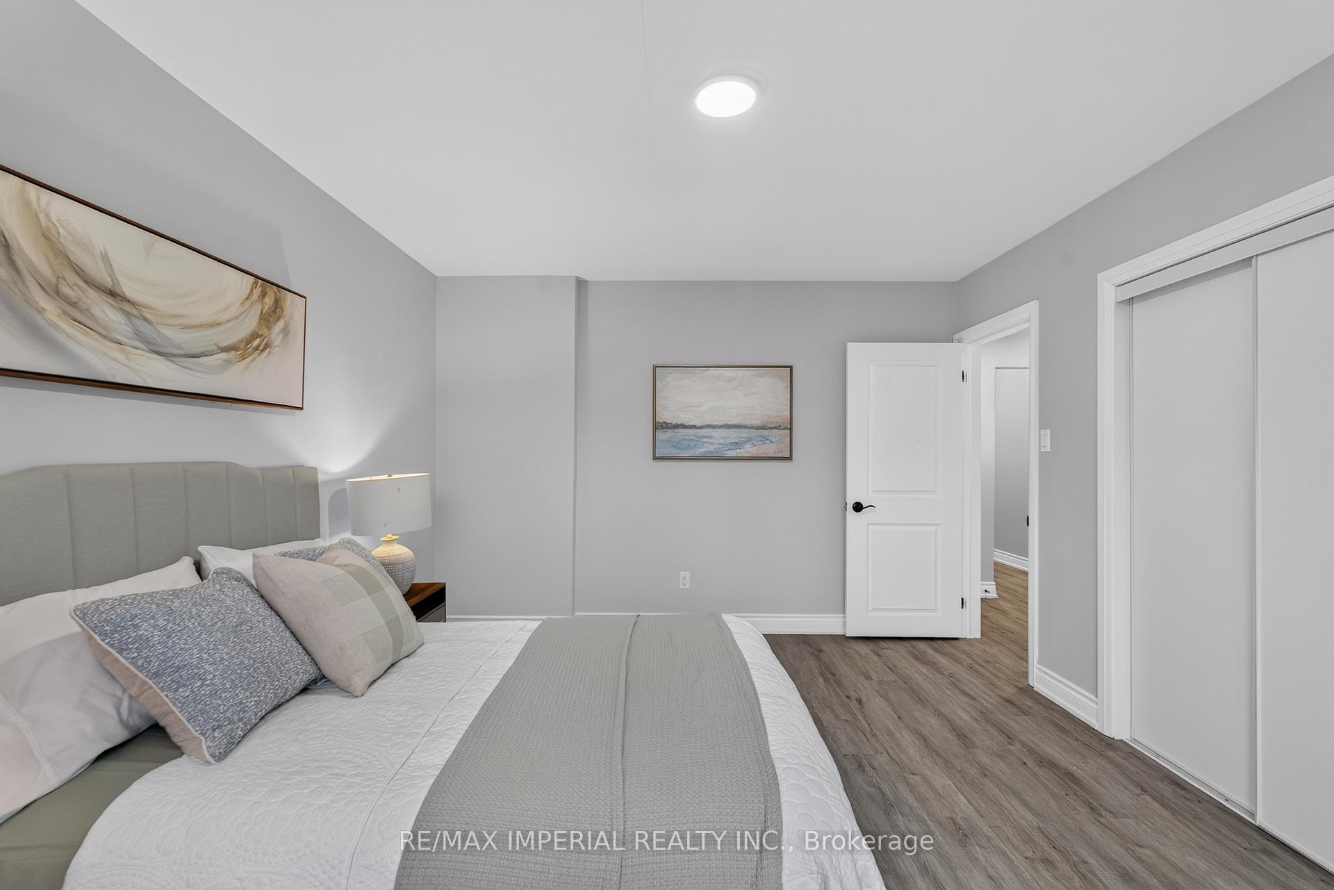 Photo 23 of 3 Minstrel Drive, Etobicoke, Stonegate-Queensway — HOMEH