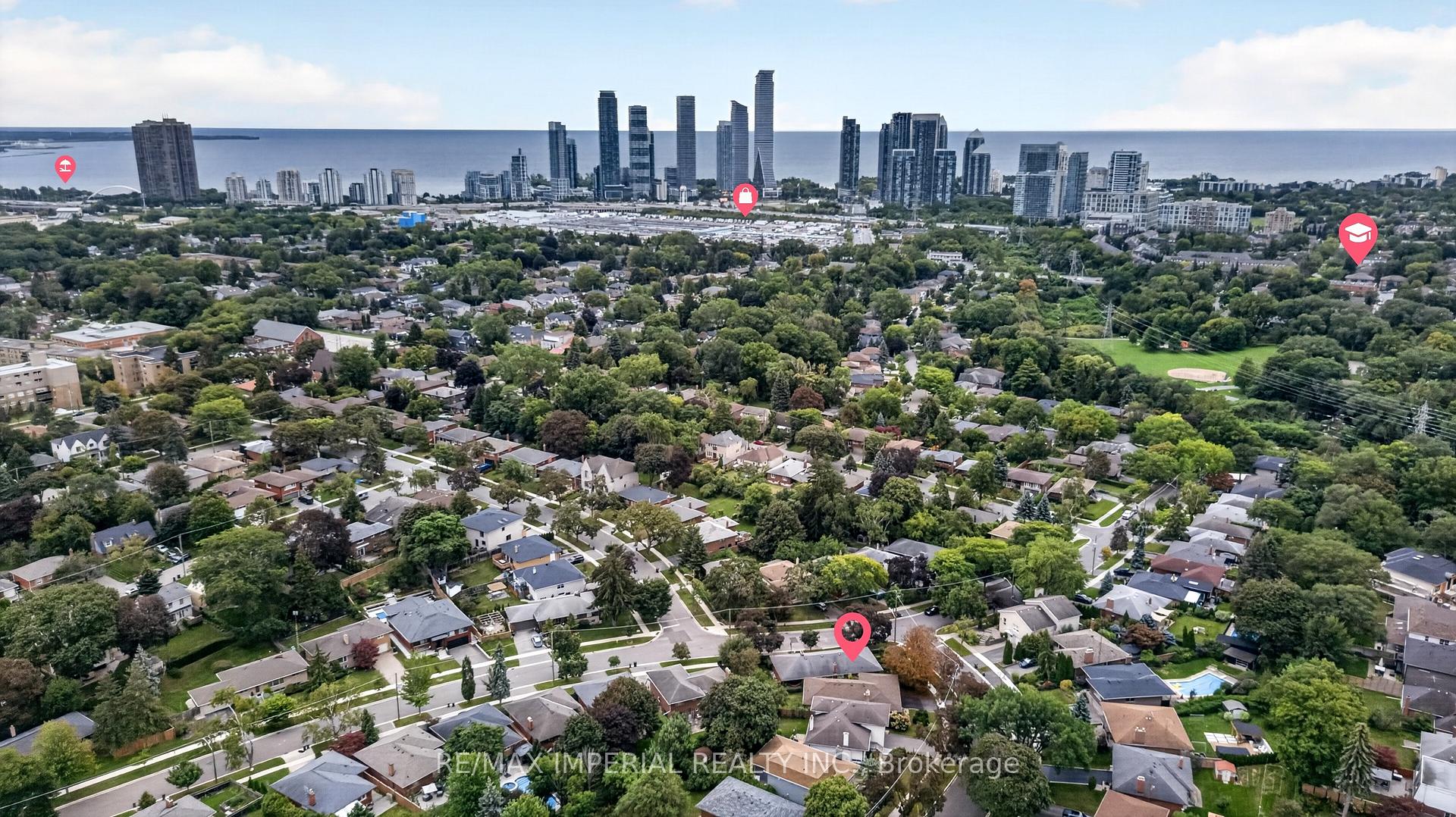 Photo 44 of 3 Minstrel Drive, Etobicoke, Stonegate-Queensway — HOMEH