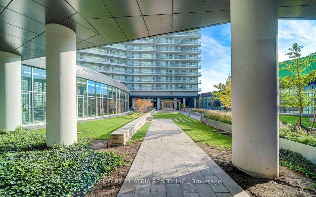 Photo 3 of Unit 2606, 115 McMahon Drive, North York, Bayview Village — HOMEH