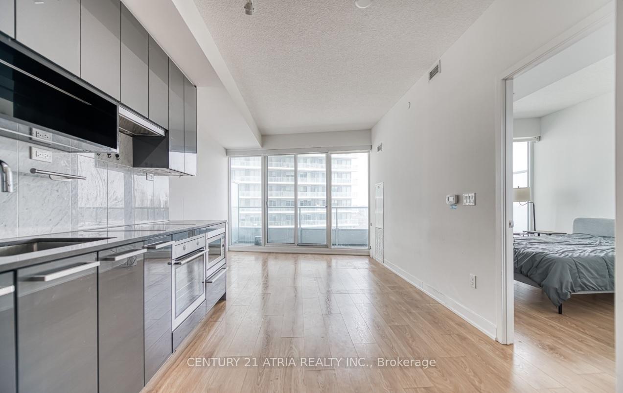 Photo 6 of Unit 2606, 115 McMahon Drive, North York, Bayview Village — HOMEH
