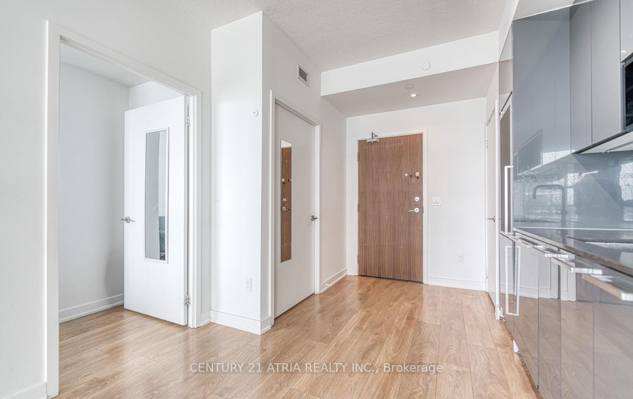 Photo 15 of Unit 2606, 115 McMahon Drive, North York, Bayview Village — HOMEH