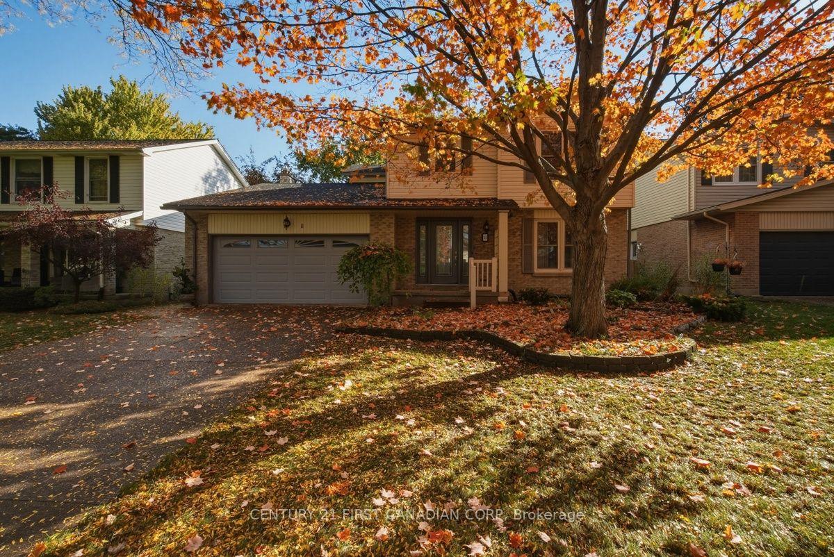 Photo of 11 Four Oaks Crescent