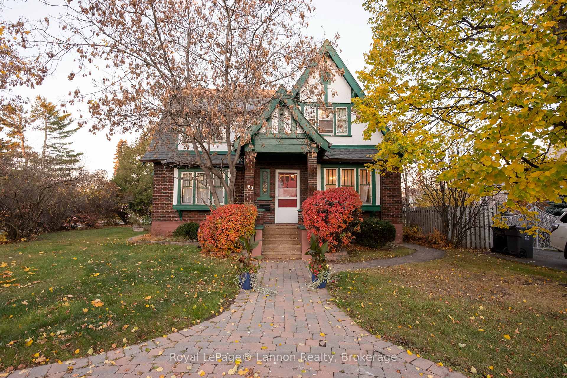 Photo 1 of 98 Summit Avenue, Thunder Bay, Mariday Heights — HOMEH