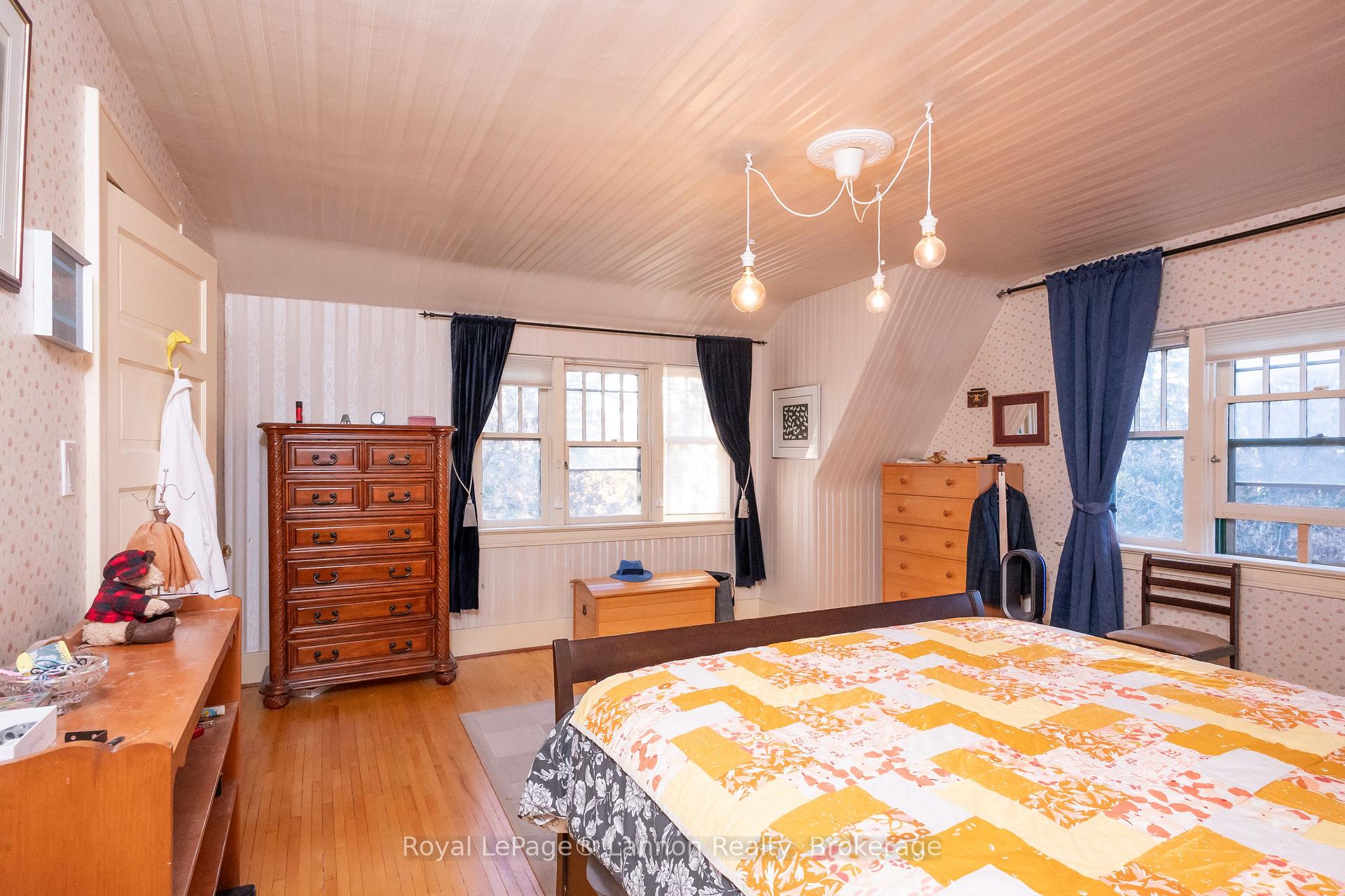 Photo 17 of 98 Summit Avenue, Thunder Bay, Mariday Heights — HOMEH