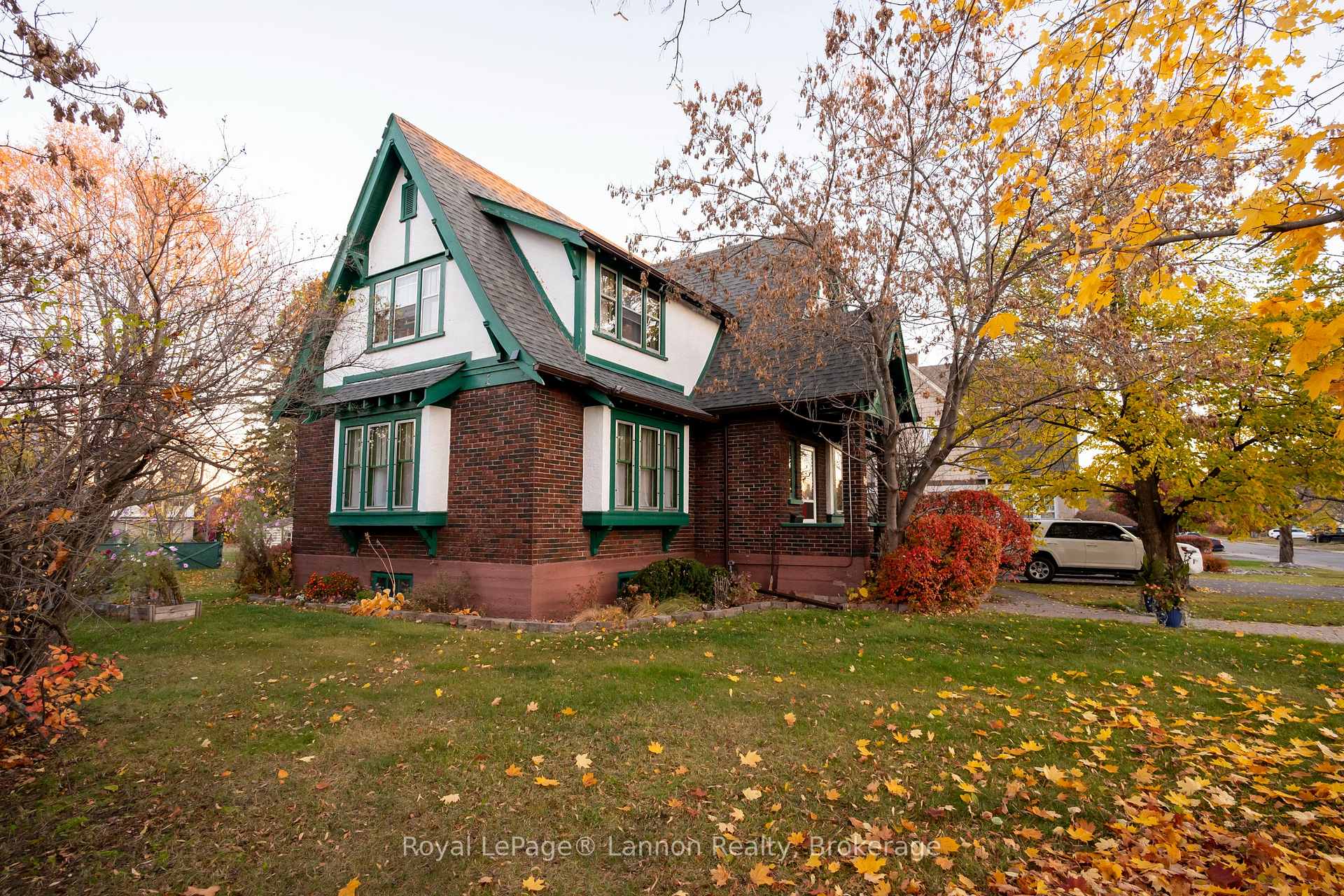 Photo 41 of 98 Summit Avenue, Thunder Bay, Mariday Heights — HOMEH