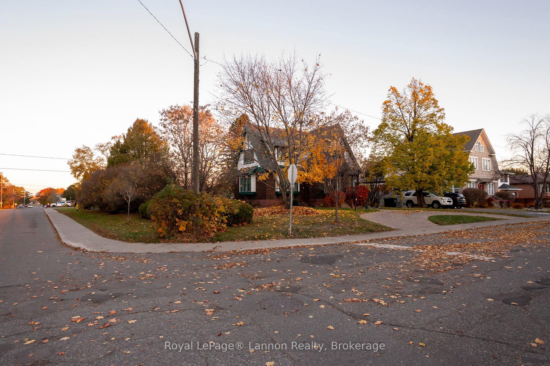 Photo 48 of 98 Summit Avenue, Thunder Bay, Mariday Heights — HOMEH