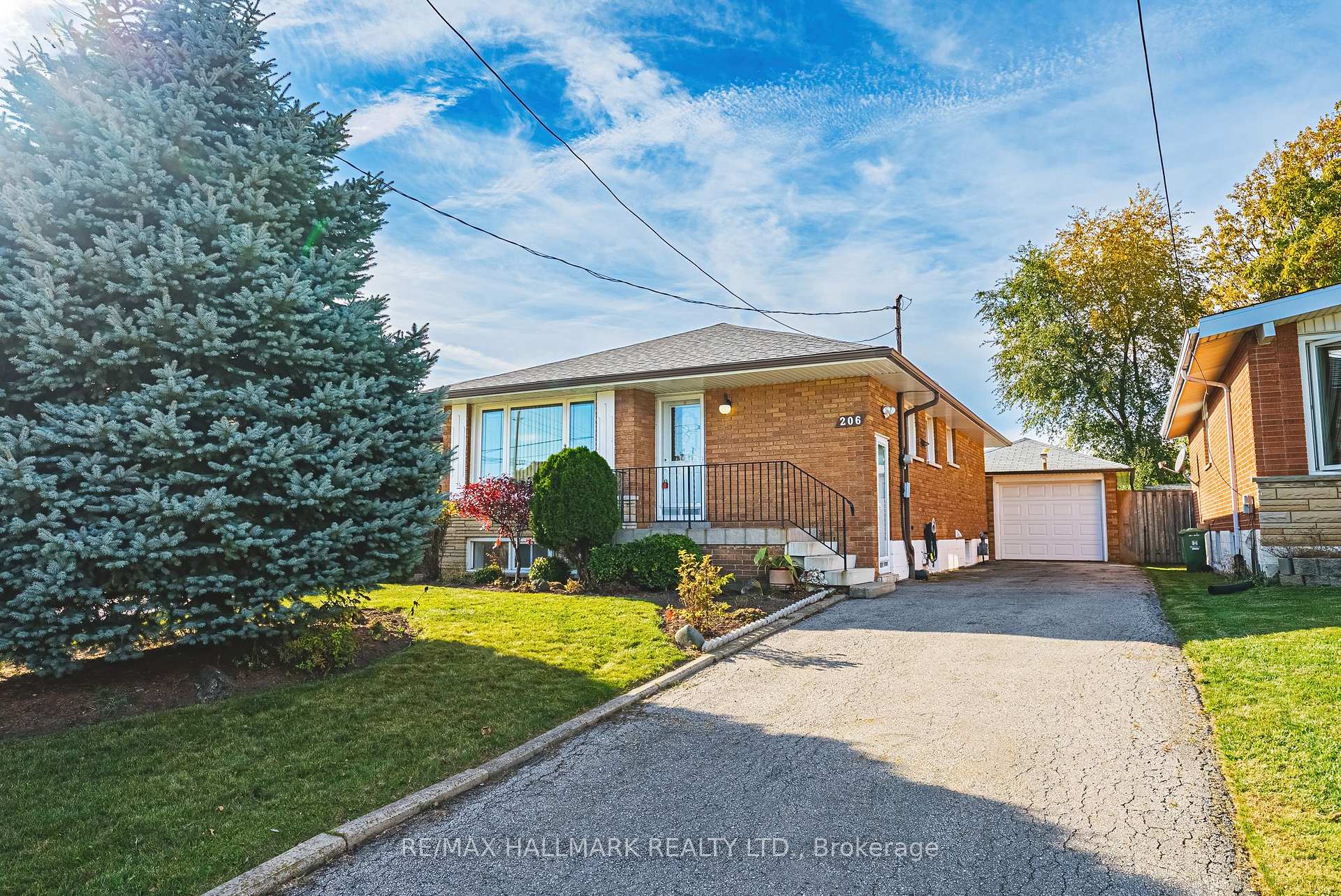 Photo of 206 Warren Avenue