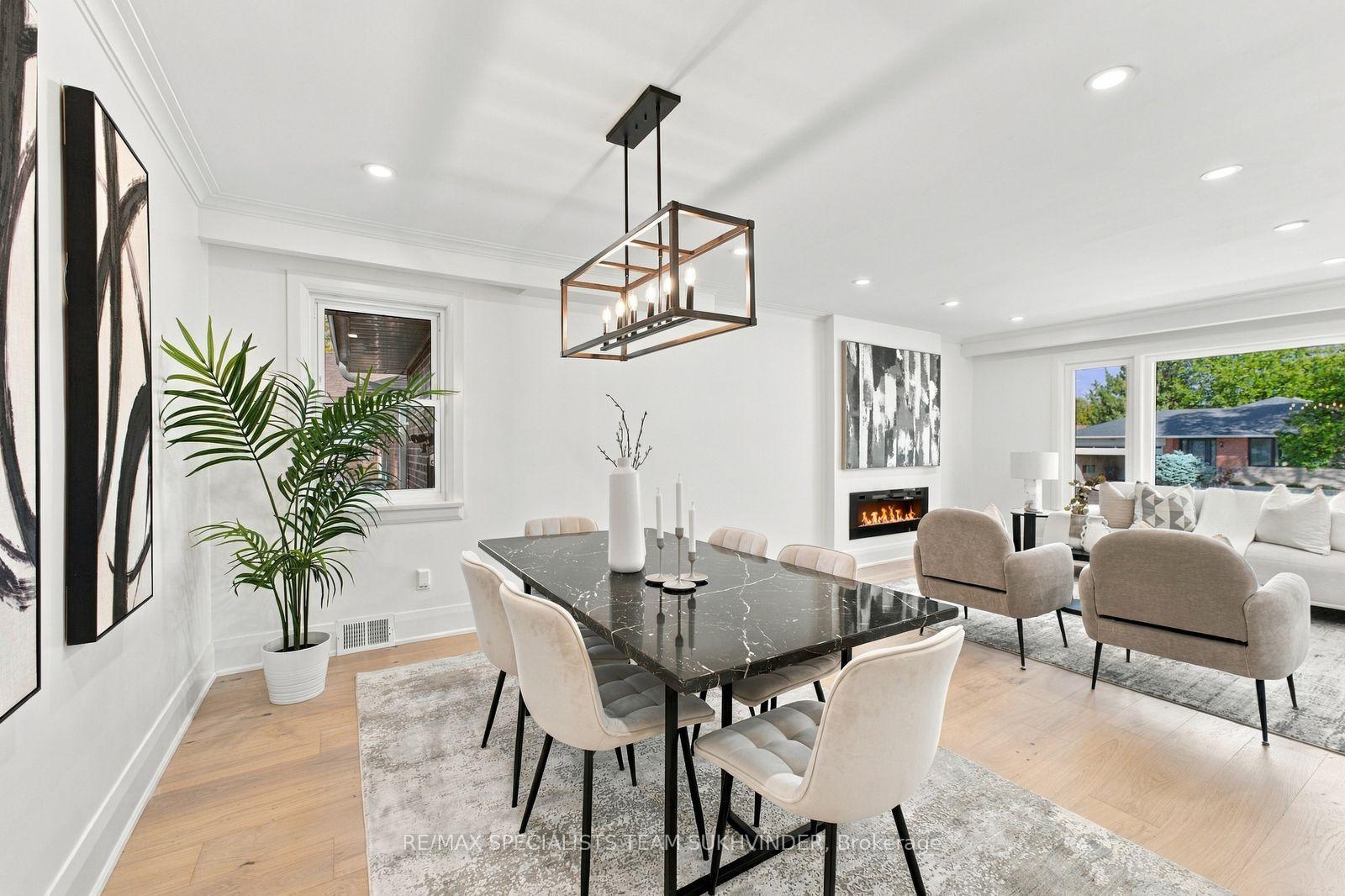 Photo 13 of 10 Dumbarton Road, Etobicoke, Stonegate-Queensway — HOMEH