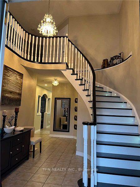 Photo 3 of 1047 Mcclenahan Crescent, Milton, Clarke — HOMEH