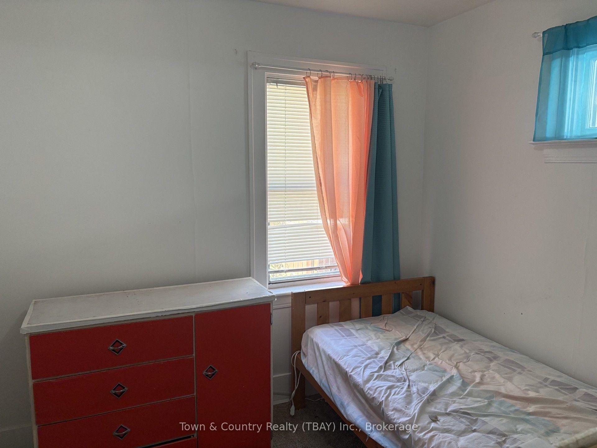 Photo 6 of 509 May Street N, Thunder Bay, McKeller Park — HOMEH