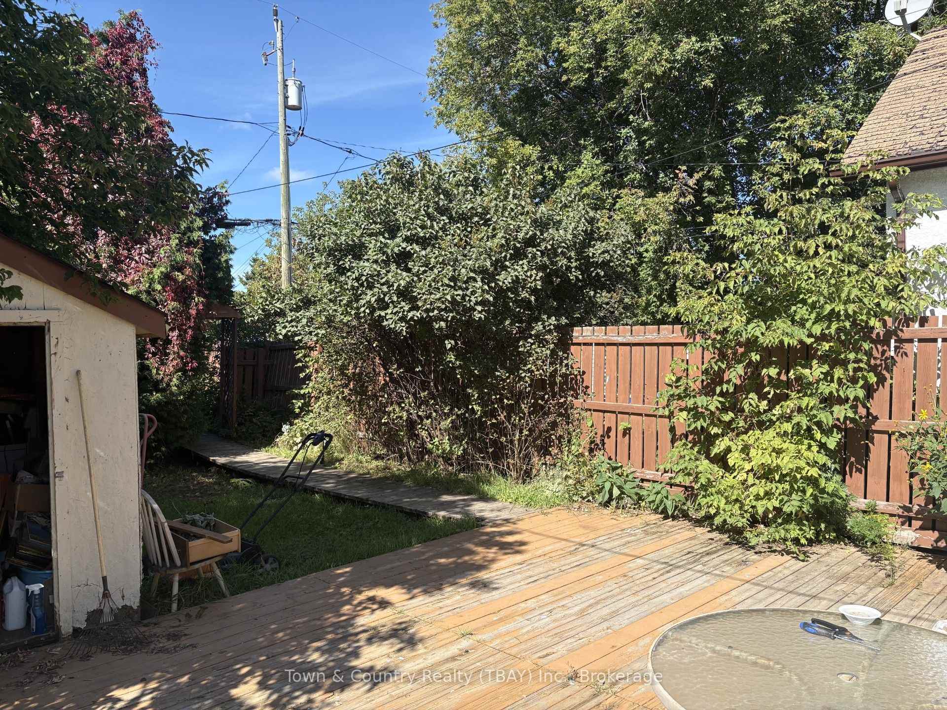 Photo 10 of 509 May Street N, Thunder Bay, McKeller Park — HOMEH