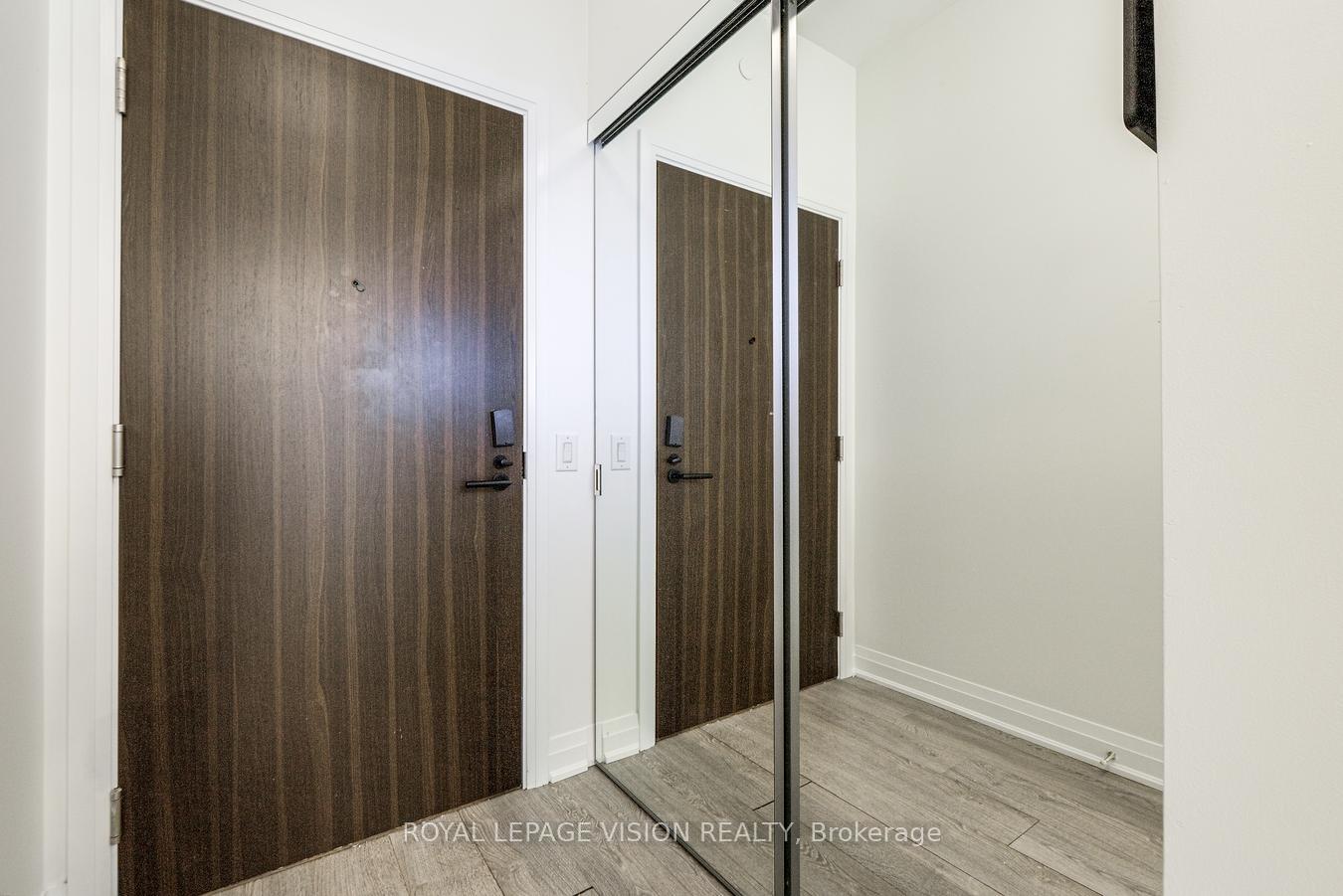 Photo 6 of Unit 301, 280 Howland Avenue, Toronto, The Annex — HOMEH