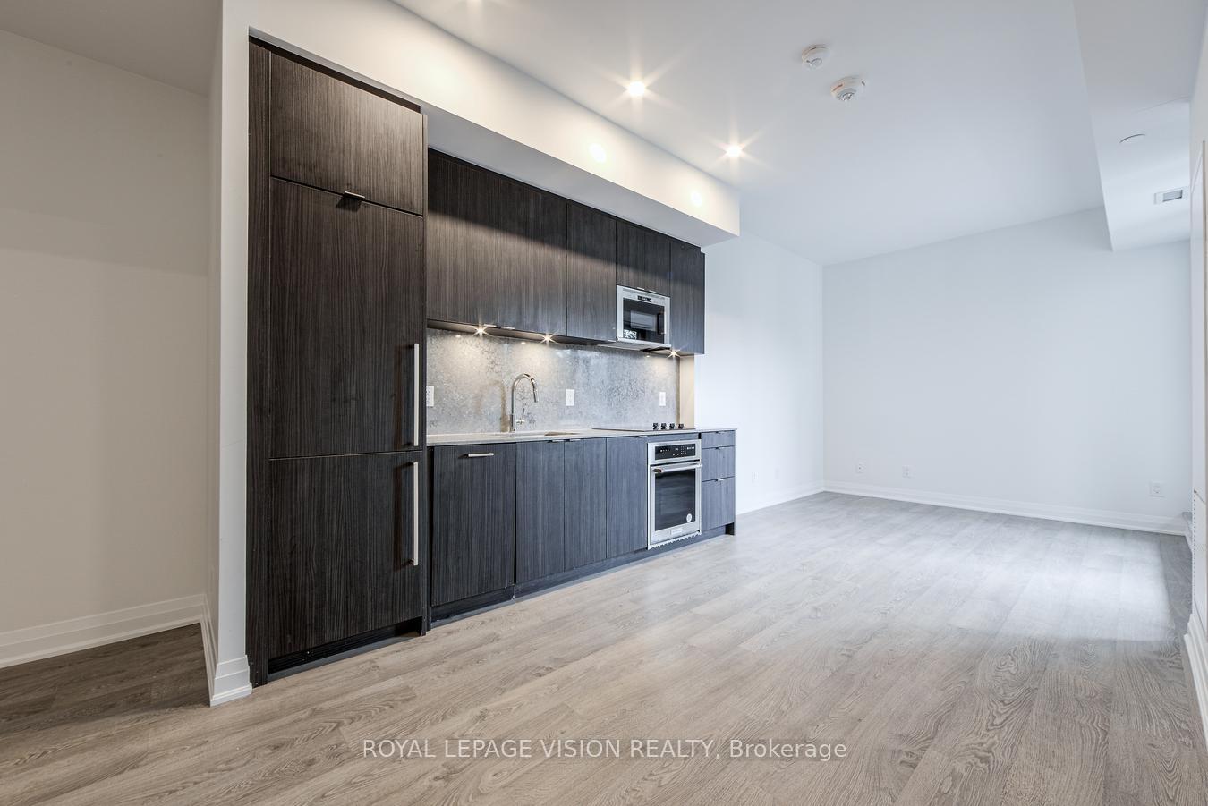Photo 10 of Unit 301, 280 Howland Avenue, Toronto, The Annex — HOMEH