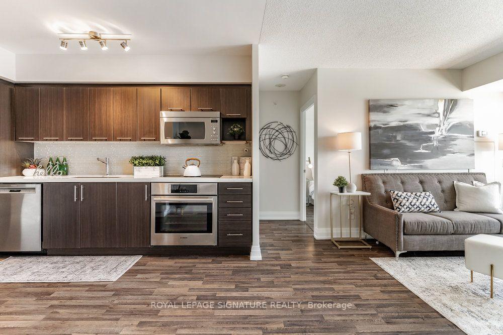 Photo of Unit 1310E, 555 Wilson Avenue