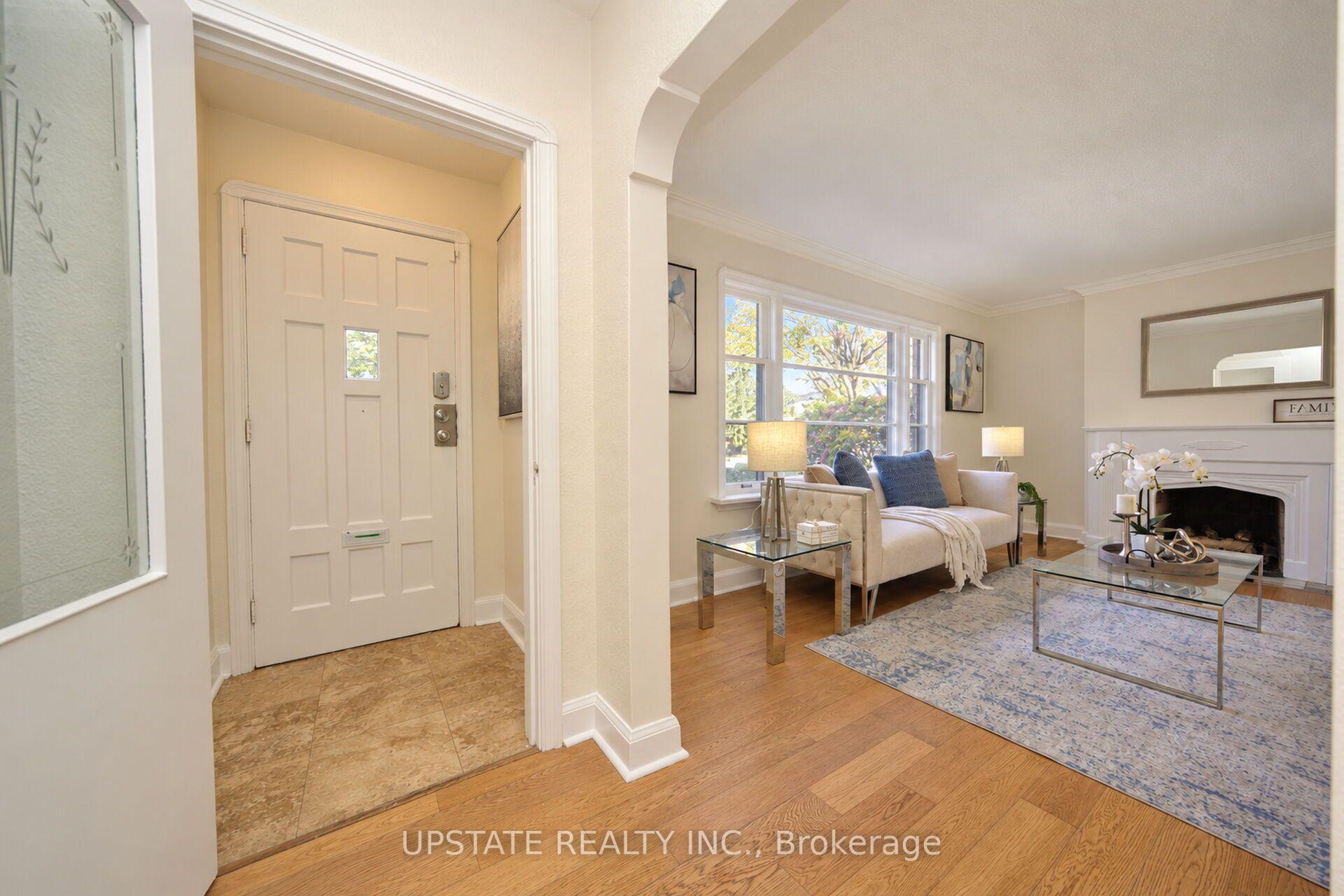 Photo 5 of 9 Elderidge Avenue, Etobicoke, Stonegate-Queensway — HOMEH