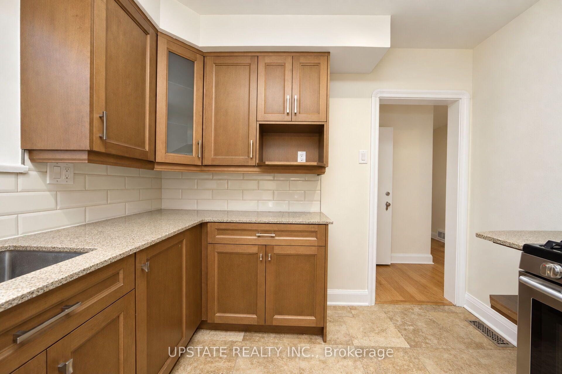 Photo 20 of 9 Elderidge Avenue, Etobicoke, Stonegate-Queensway — HOMEH