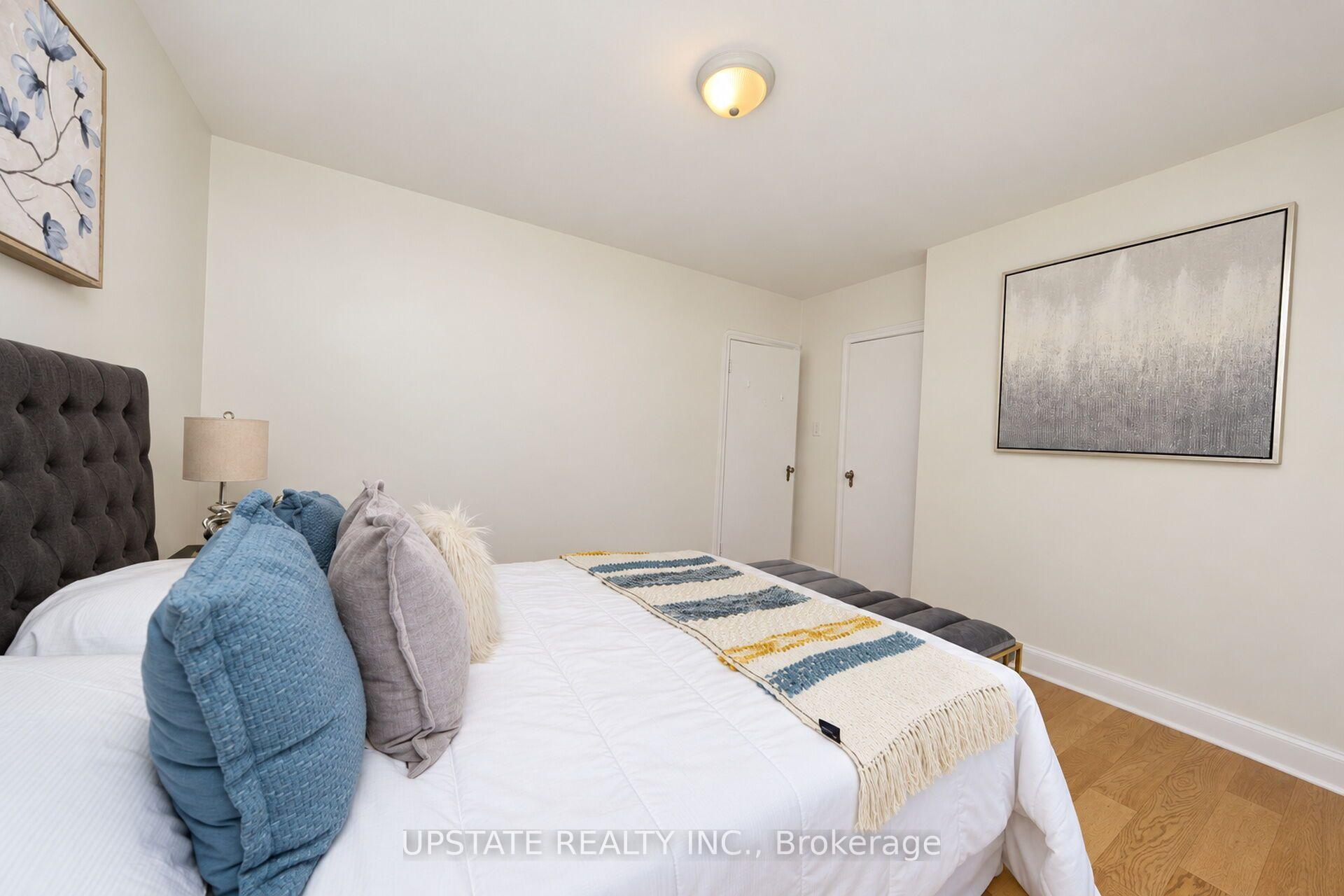 Photo 31 of 9 Elderidge Avenue, Etobicoke, Stonegate-Queensway — HOMEH