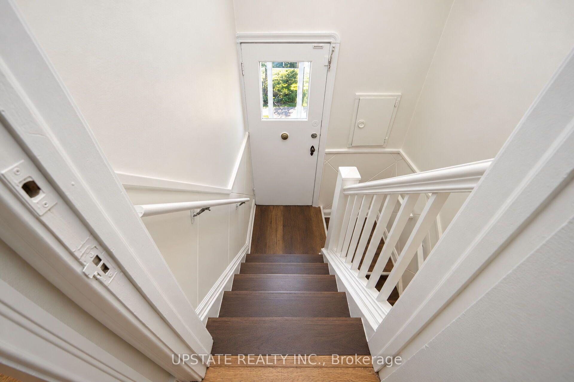 Photo 35 of 9 Elderidge Avenue, Etobicoke, Stonegate-Queensway — HOMEH