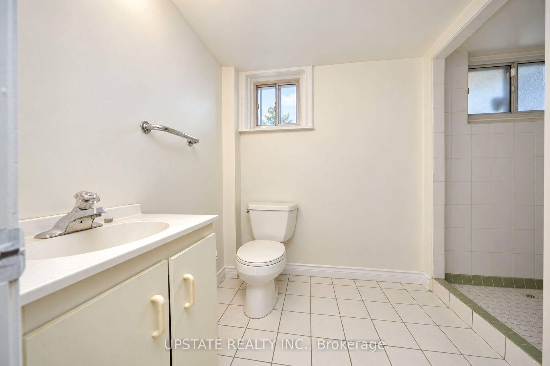 Photo 39 of 9 Elderidge Avenue, Etobicoke, Stonegate-Queensway — HOMEH