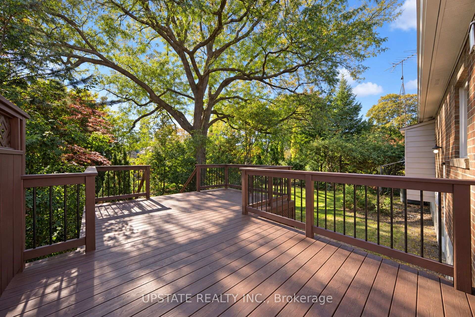 Photo 44 of 9 Elderidge Avenue, Etobicoke, Stonegate-Queensway — HOMEH