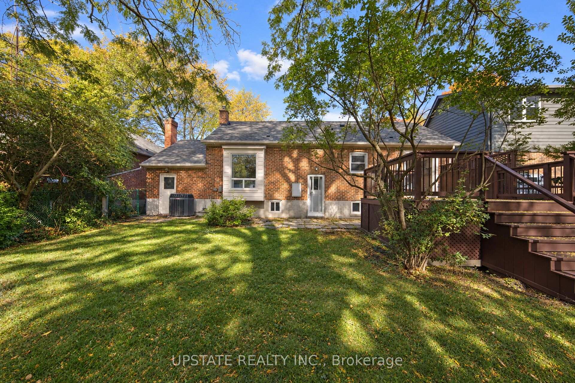 Photo 47 of 9 Elderidge Avenue, Etobicoke, Stonegate-Queensway — HOMEH