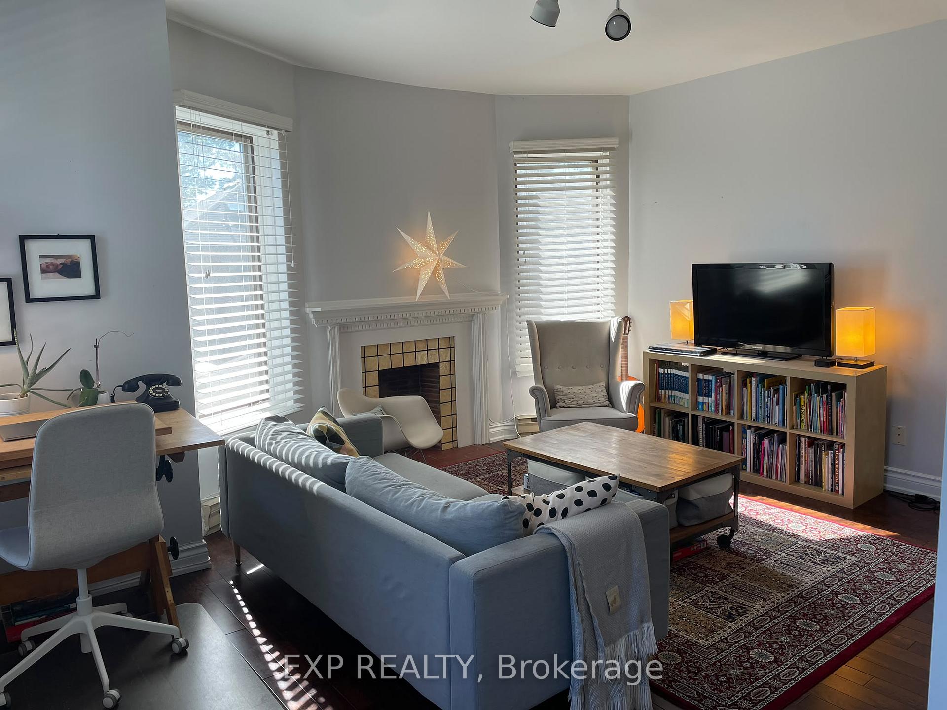 Photo of Unit Apt. #2, 223 Evelyn Avenue