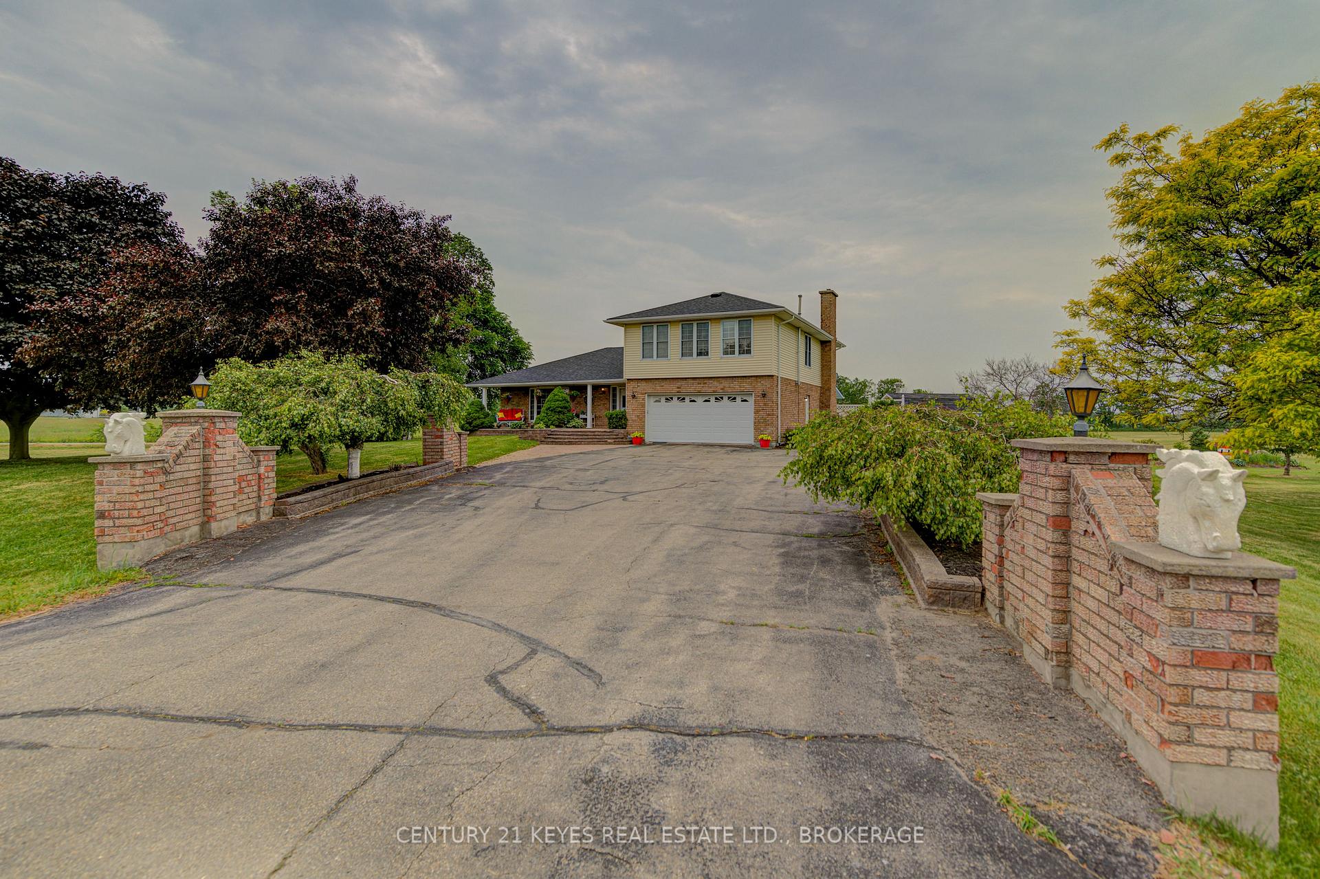 Photo of 1254 Outlet Road
