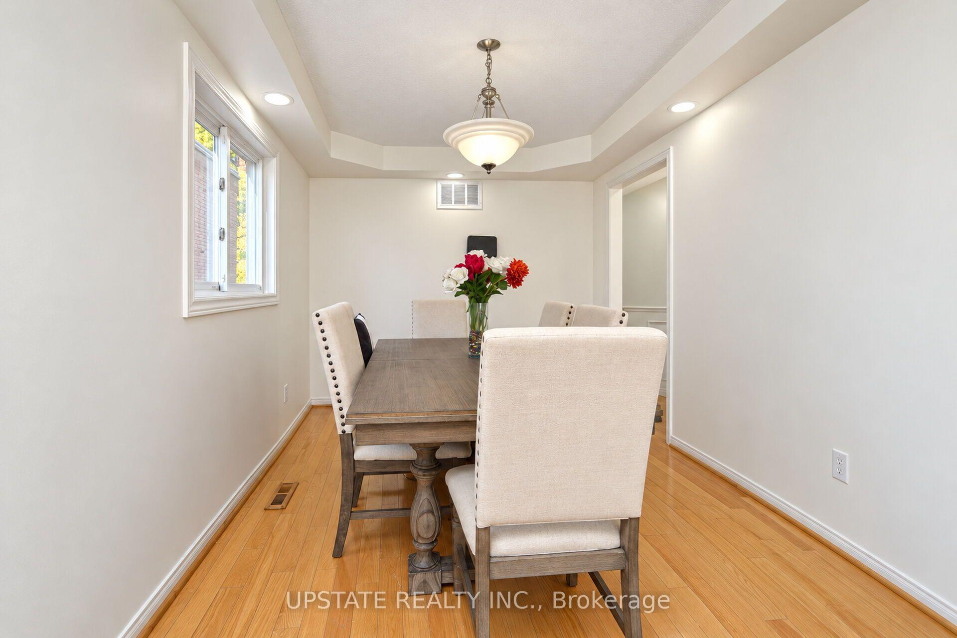 Photo 7 of 28 Braemore Road, Brampton, Brampton West — HOMEH