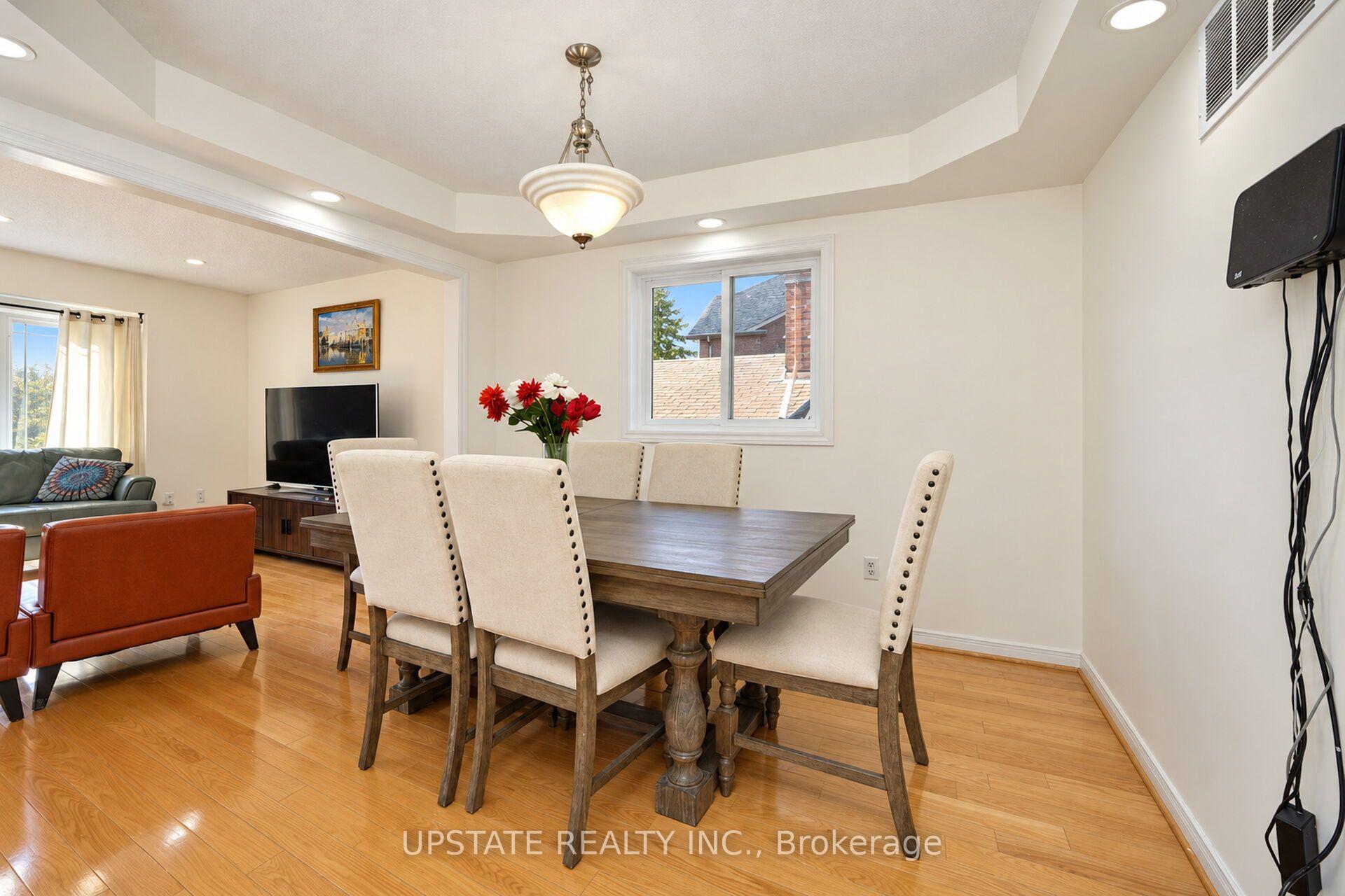 Photo 8 of 28 Braemore Road, Brampton, Brampton West — HOMEH