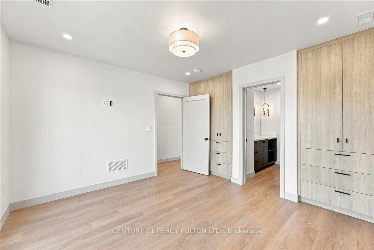 Photo 13 of 113 Hatherley Road, Toronto, Caledonia-Fairbank — HOMEH