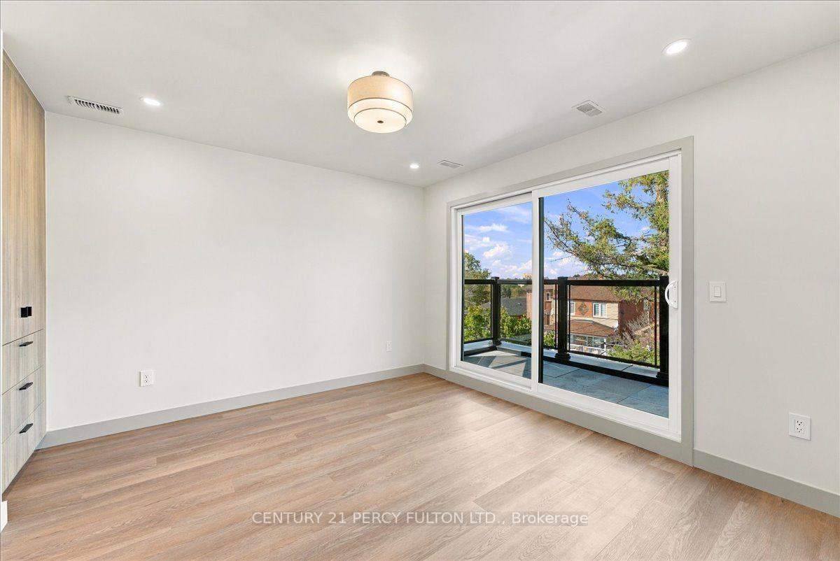 Photo 14 of 113 Hatherley Road, Toronto, Caledonia-Fairbank — HOMEH