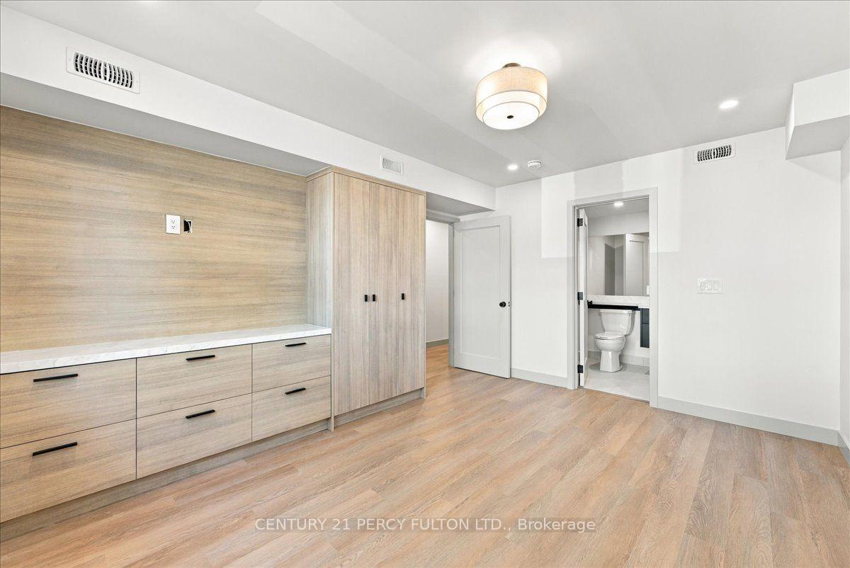 Photo 33 of 113 Hatherley Road, Toronto, Caledonia-Fairbank — HOMEH