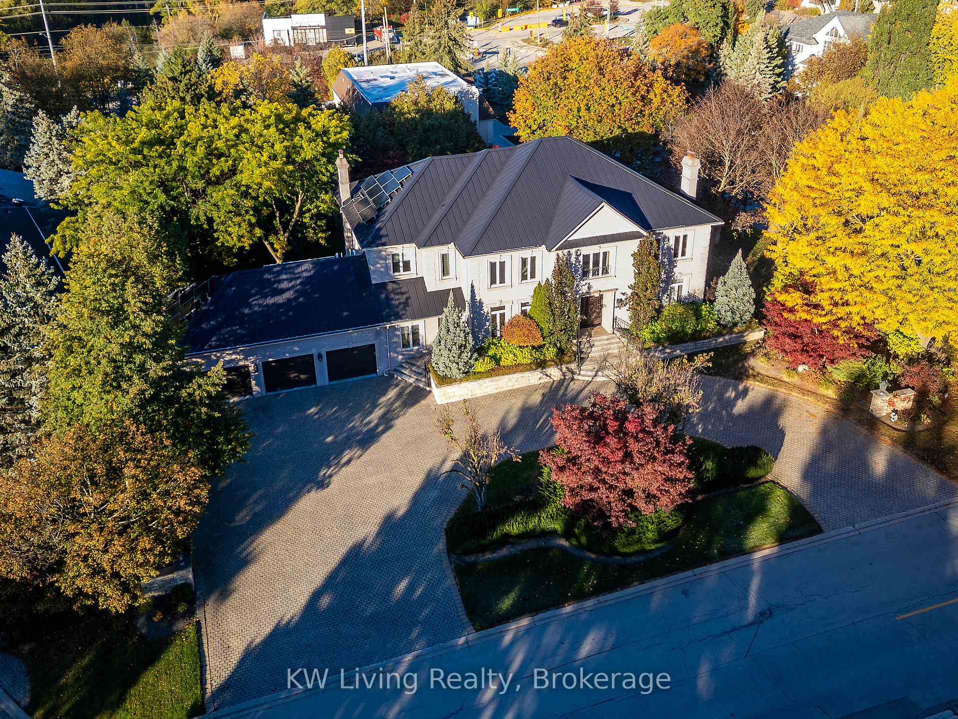 Photo of 32 Moodie Drive