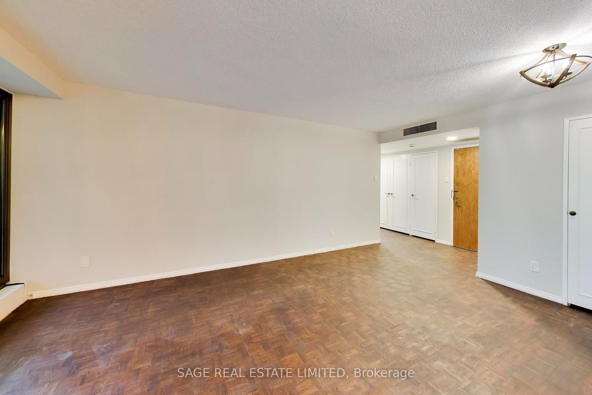 Photo 5 of Unit 404, 63 St Clair Avenue, Toronto, Yonge-St. Clair — HOMEH