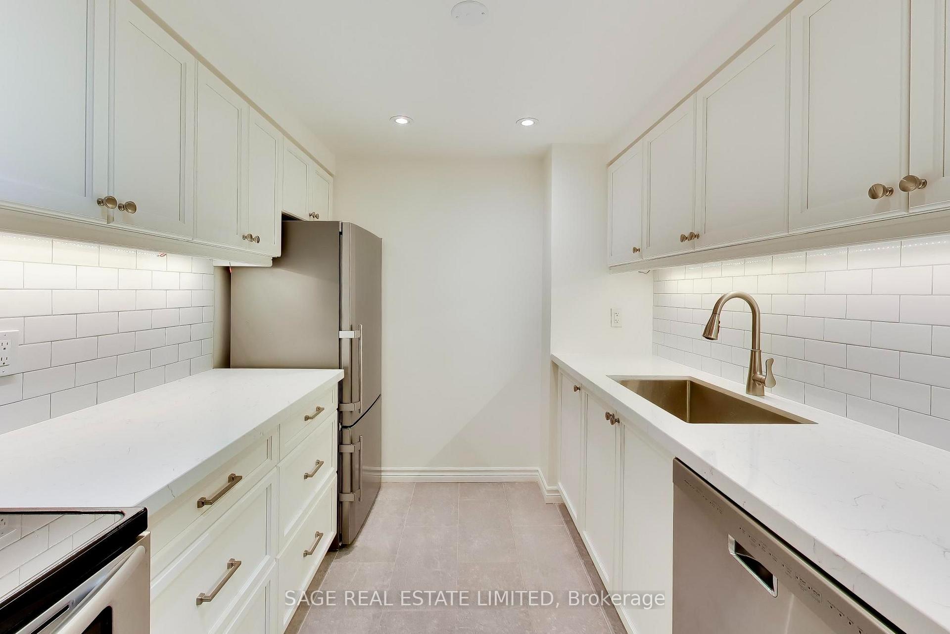 Photo 8 of Unit 404, 63 St Clair Avenue, Toronto, Yonge-St. Clair — HOMEH