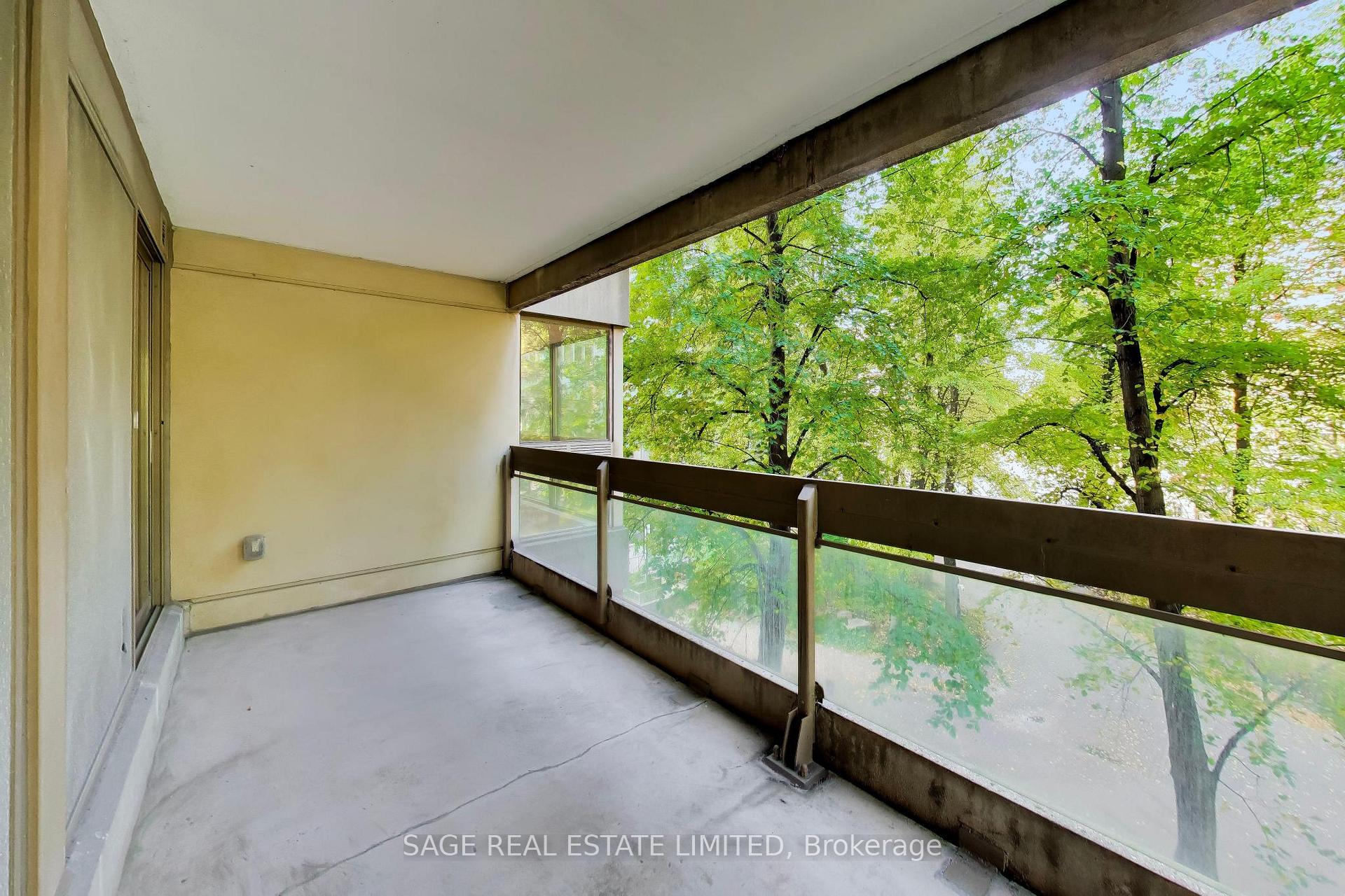 Photo 14 of Unit 404, 63 St Clair Avenue, Toronto, Yonge-St. Clair — HOMEH