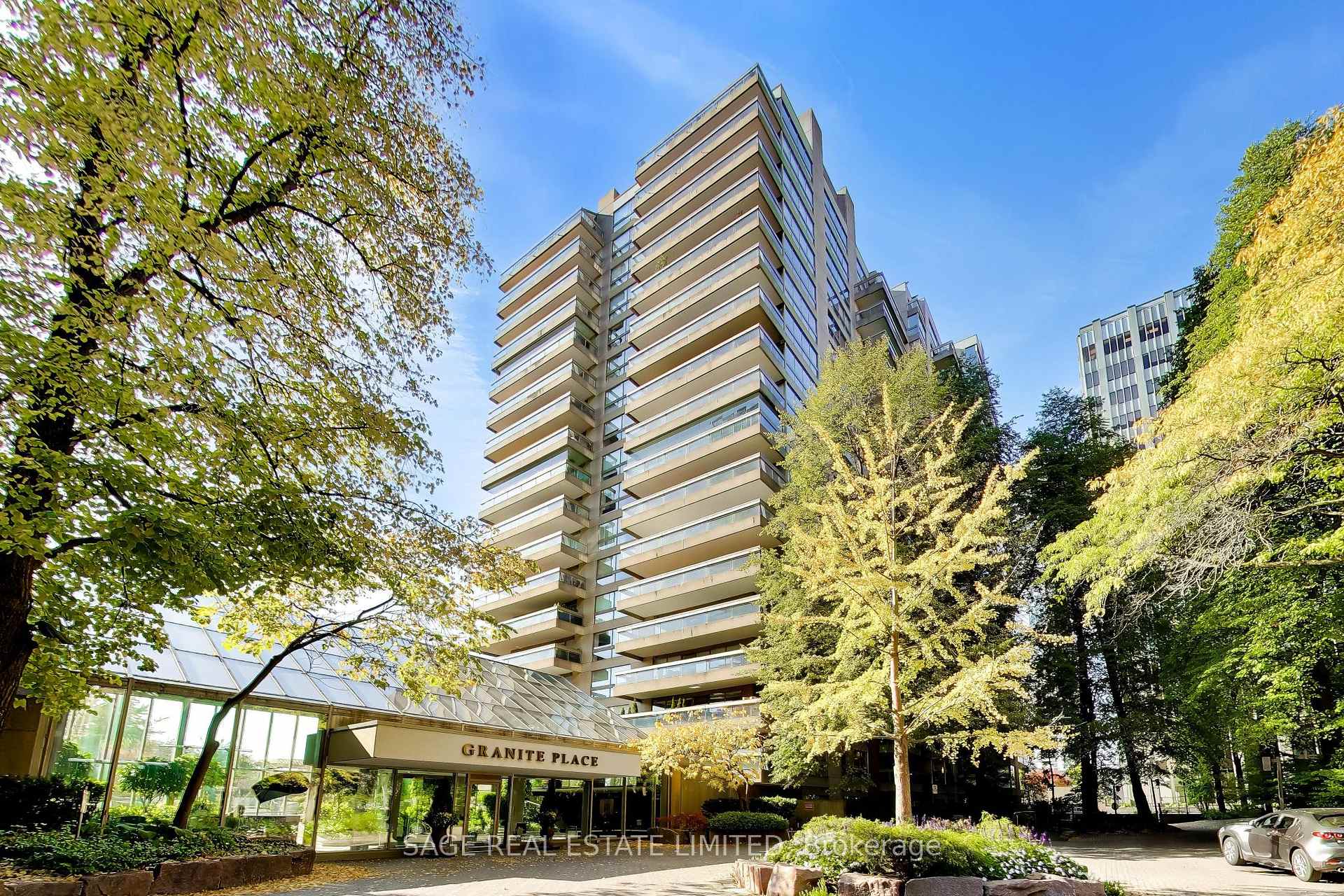 Photo 1 of Unit 403, 63 St Clair Avenue W, Toronto, Yonge-St. Clair — HOMEH