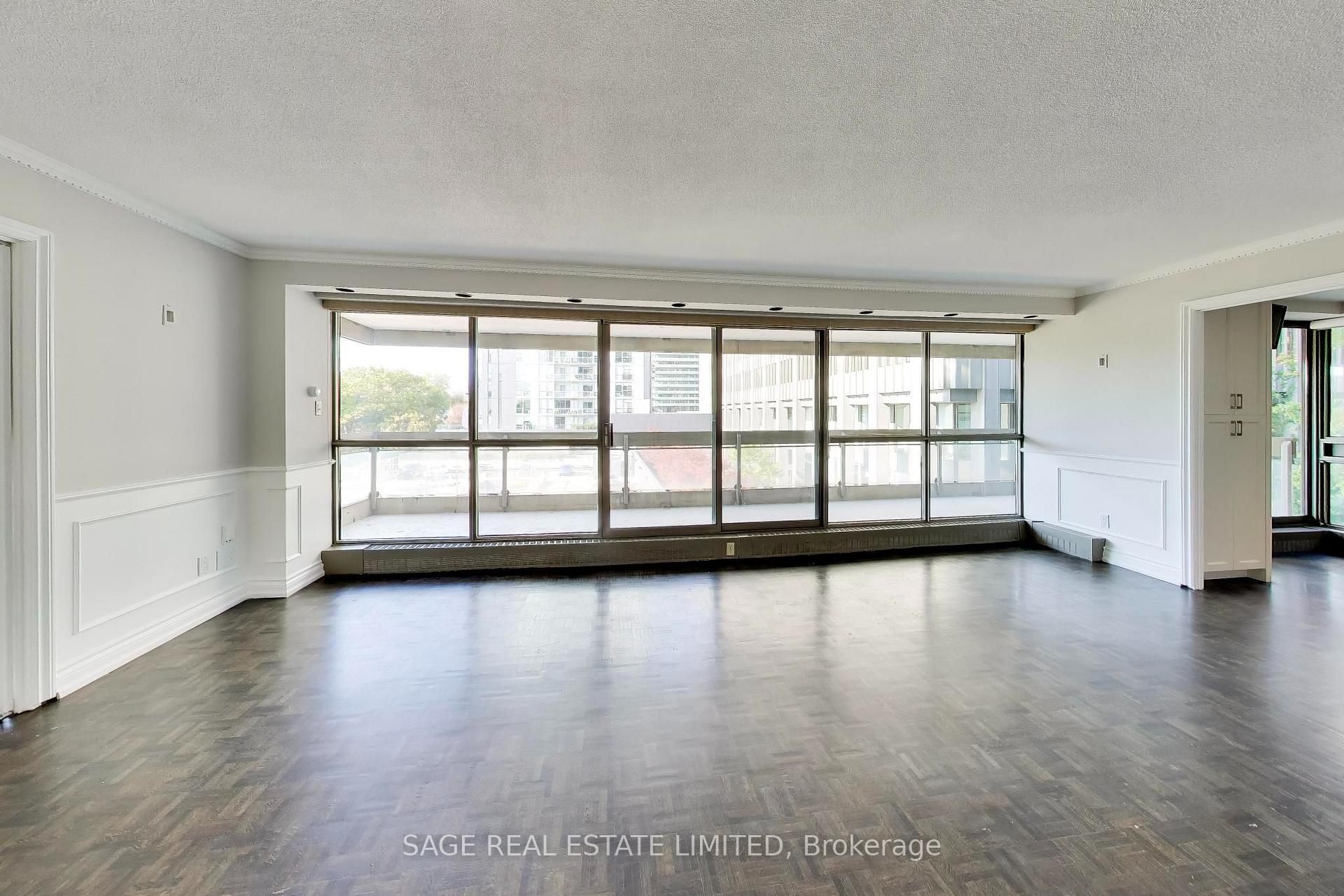 Photo 3 of Unit 403, 63 St Clair Avenue W, Toronto, Yonge-St. Clair — HOMEH